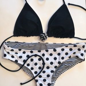 🌟Reversible Bikini, size Medium🌟